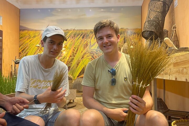 Traditional Farming & Fishing by “nom” (fishing-tackle) at Tam Coc