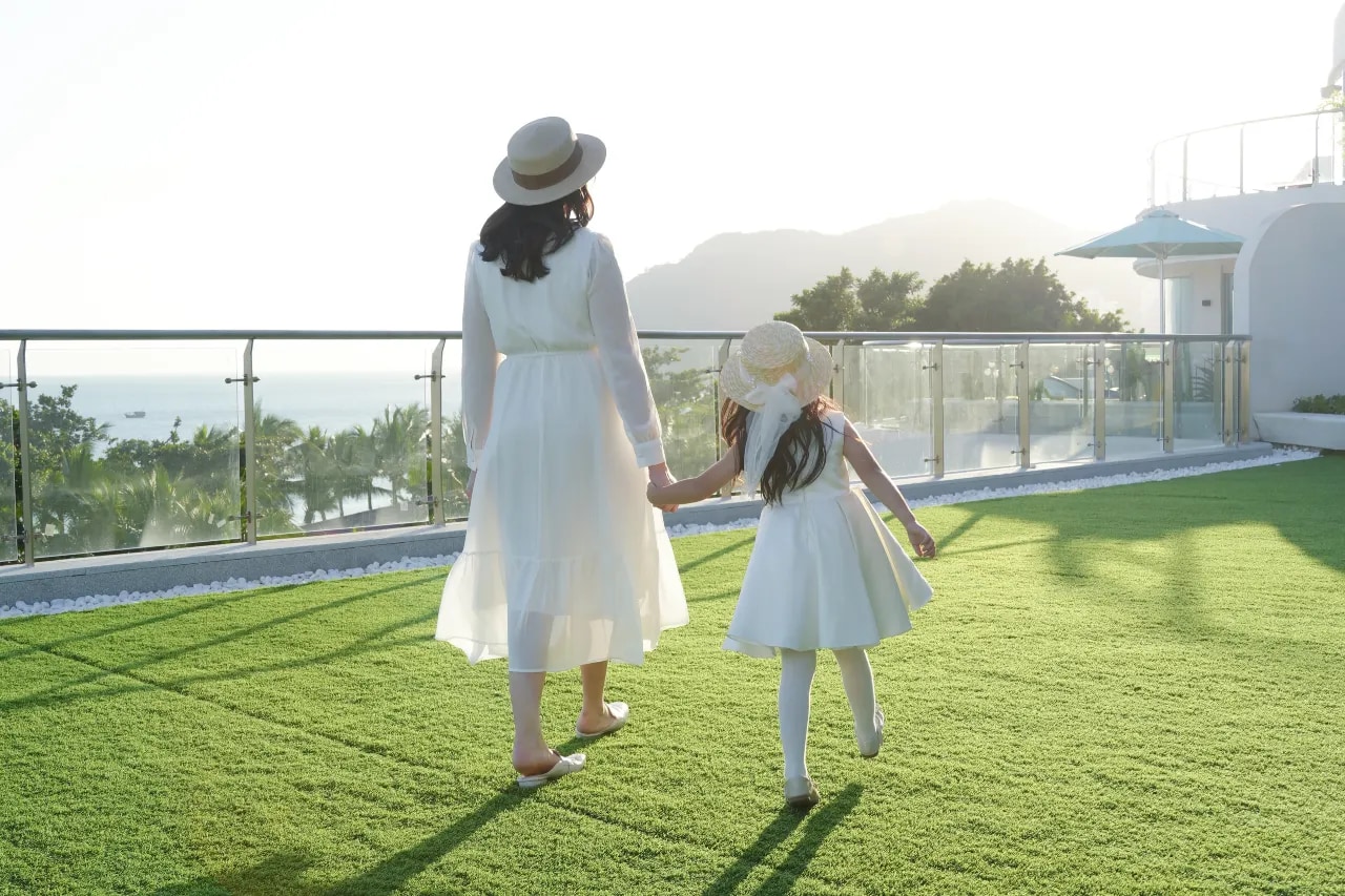 Hotel Environment Display Image