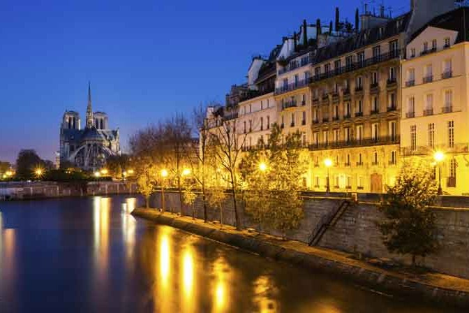 巴黎塞納河浪漫晚餐遊輪體驗