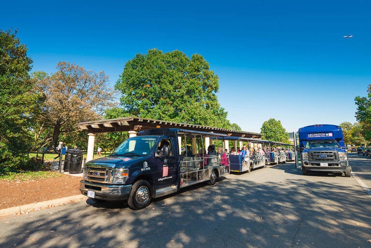 Arlington Cemetery and Old Town Trolley Hop-On-Hop-Off Tour