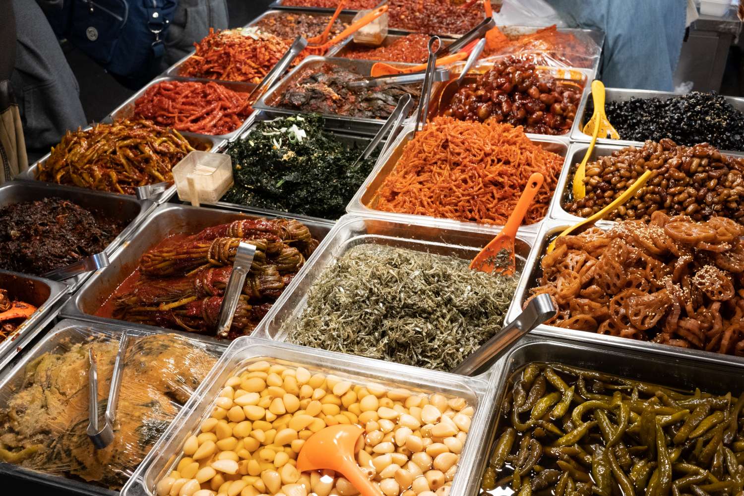 Gwangjang market & Jongno-gu Half-day Local Food & Wine Tasting Tour
