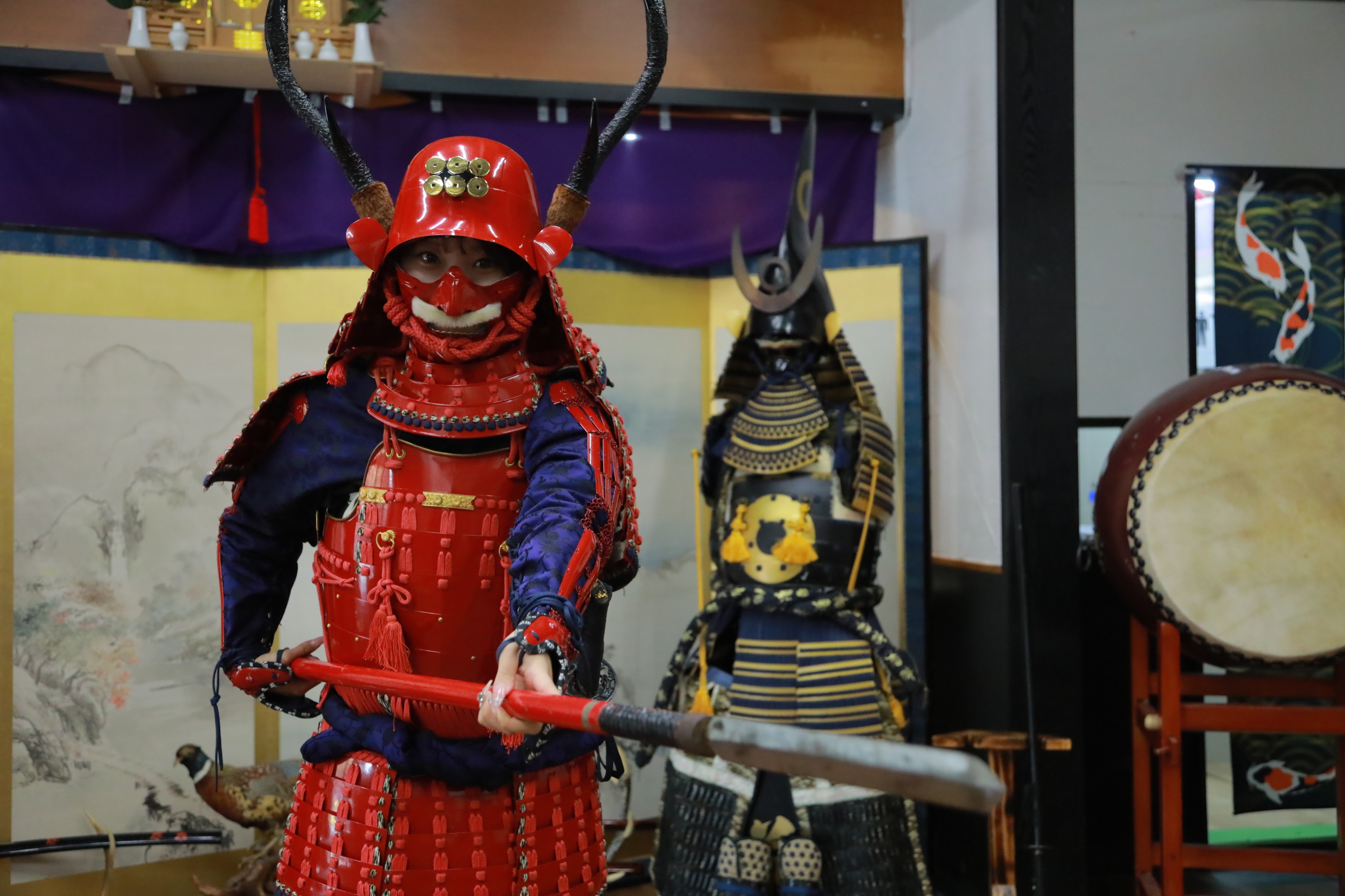 大阪城附近武士道盔甲射擊和武士刀體驗