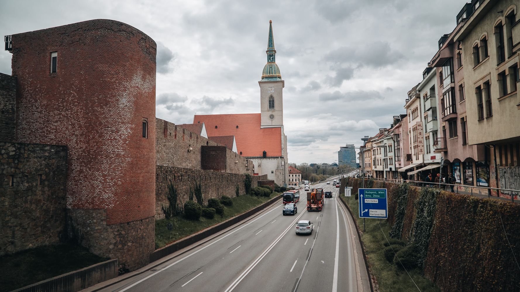 Day Trip to Budapest and Bratislava, two capitals in one day