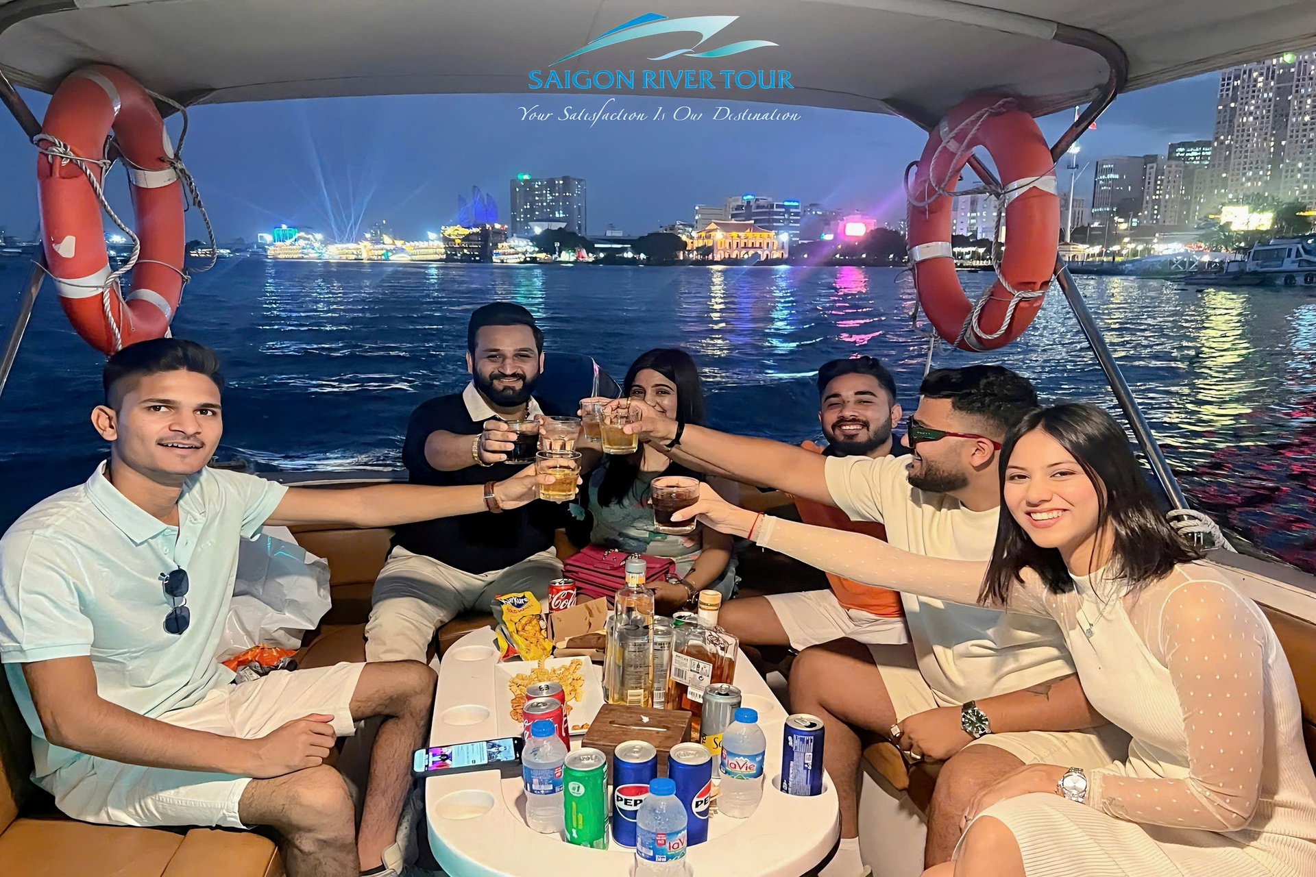 您將需要額外支付點心、啤酒等費用。 您將需要額外支付點心、啤酒等費用。