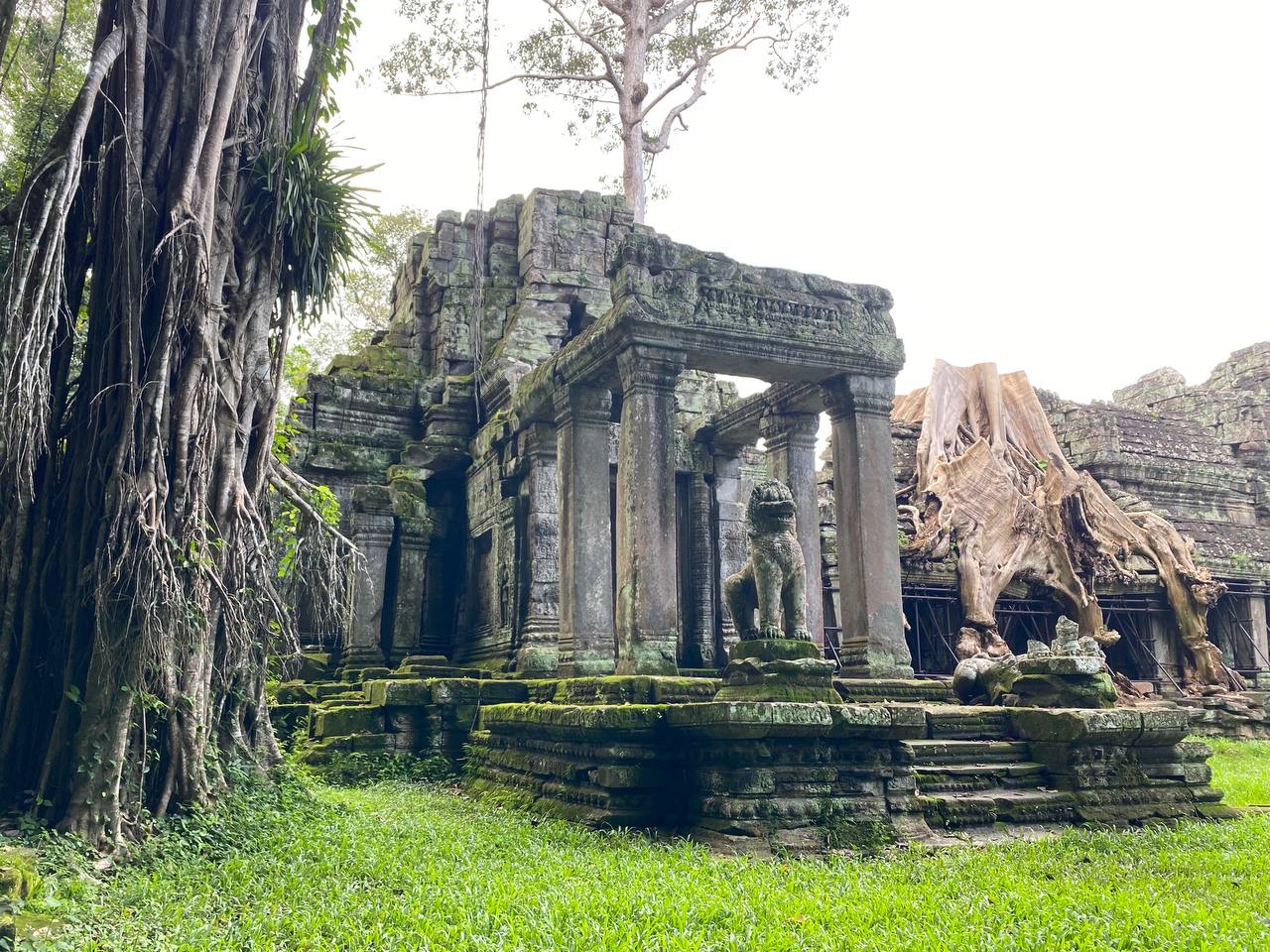 Angkor Nearby and Floating Village With Sunsets