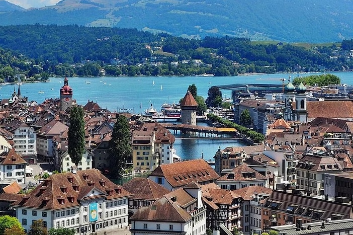 Lucerne Private Guided Walking Day Tour