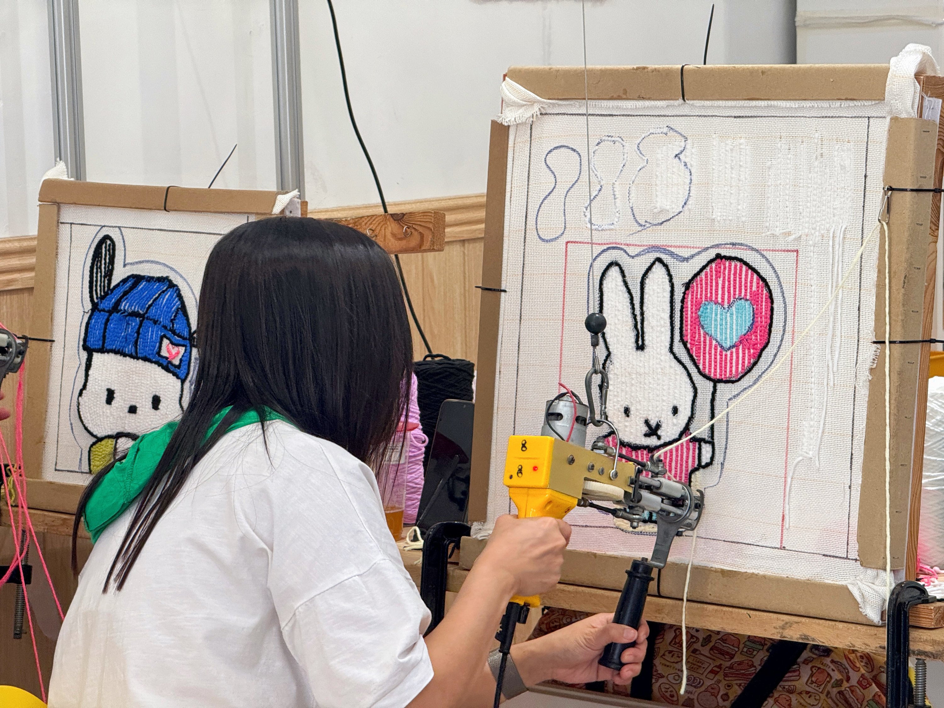 Beginner-Friendly Tufting Workshop with Polished Finish in JB