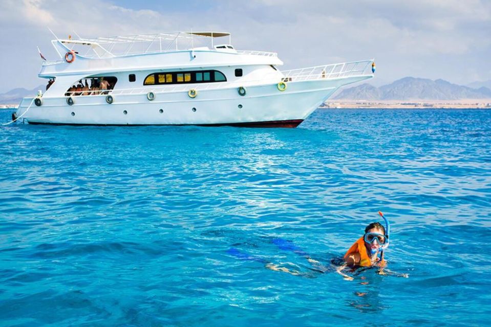 Marsa Alam: Hamata Islands Snorkeling Trip with Lunch