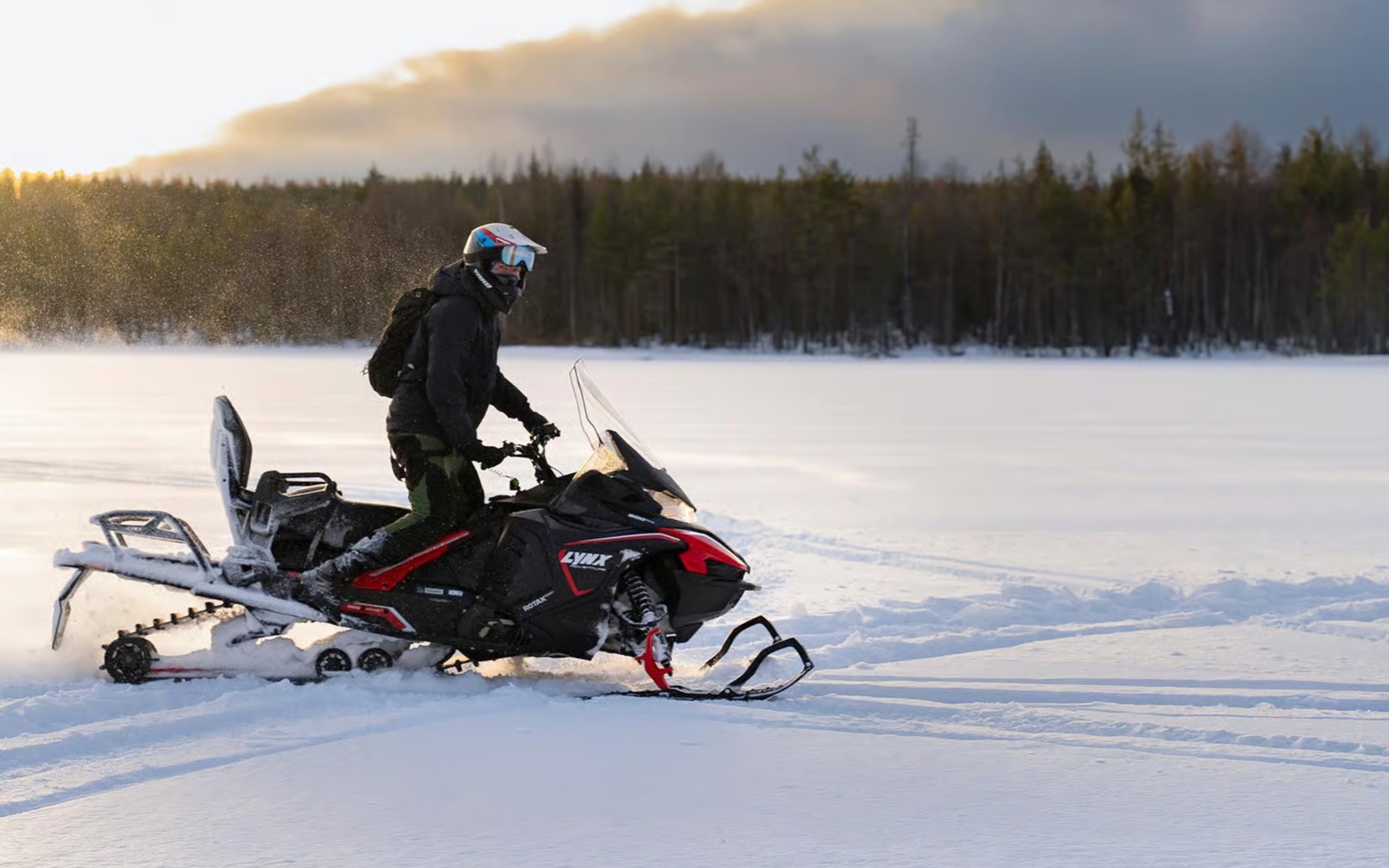 Snowmobile Safari in Rovaniemi