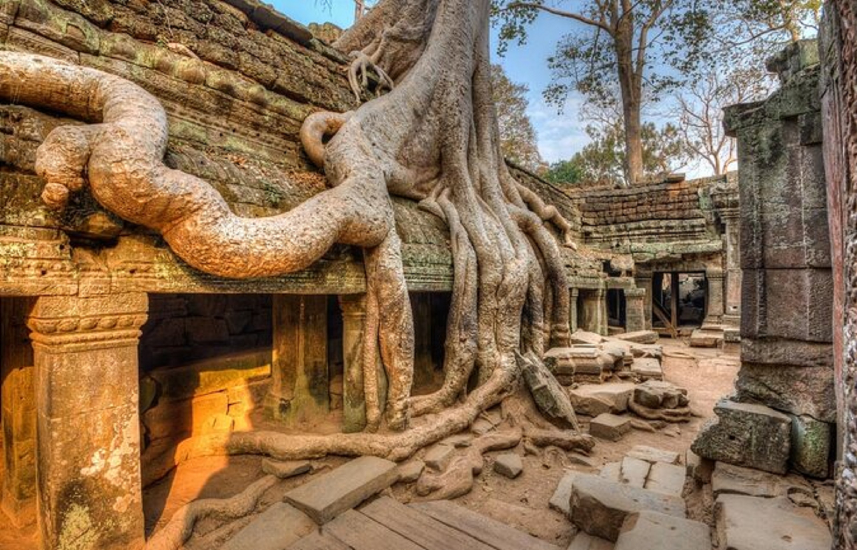 Angkor Wat Sunrise Small Cycle Group Tour