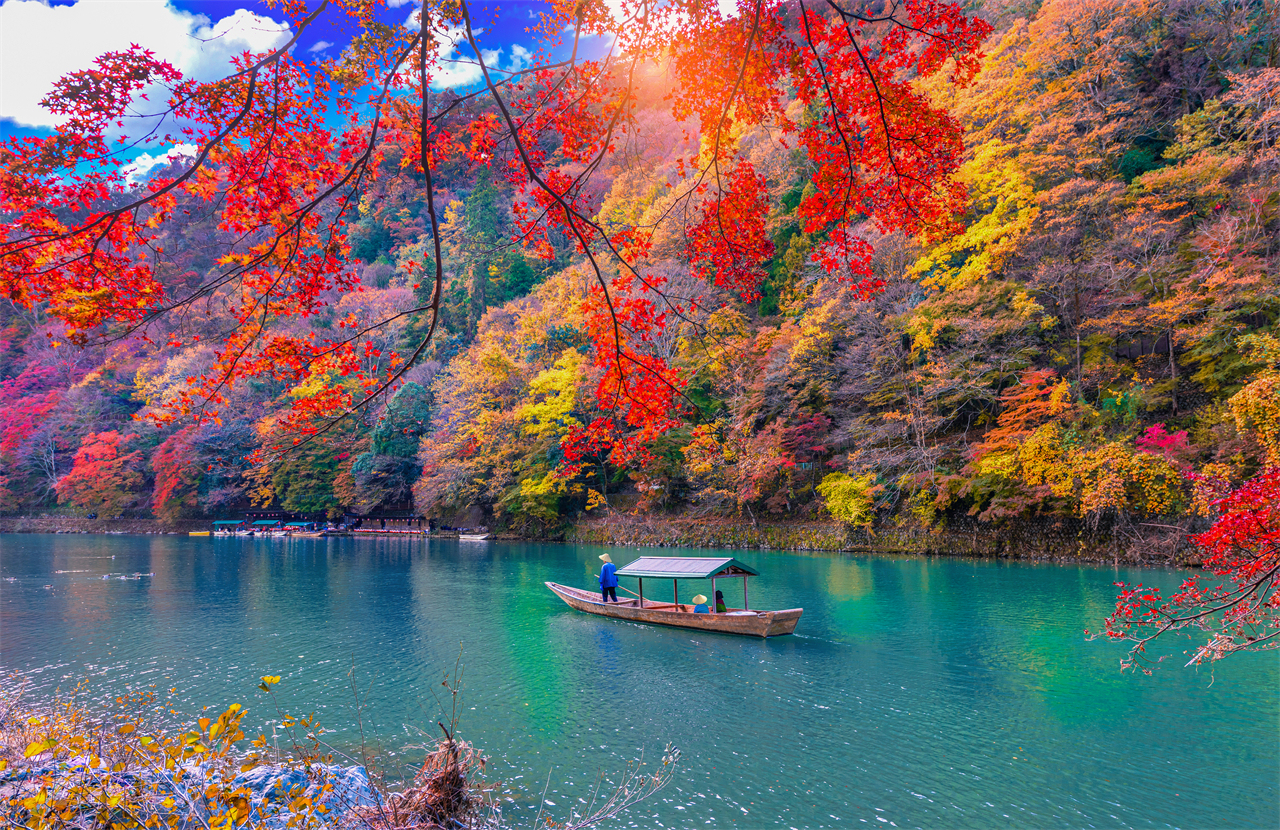 古都文化巡禮之旅：奈良東大寺, 京都伏見稻荷大社, 千本鳥居, 京都天龍寺, 世界文化遺產（大阪發車 | 京都/大阪下車）
