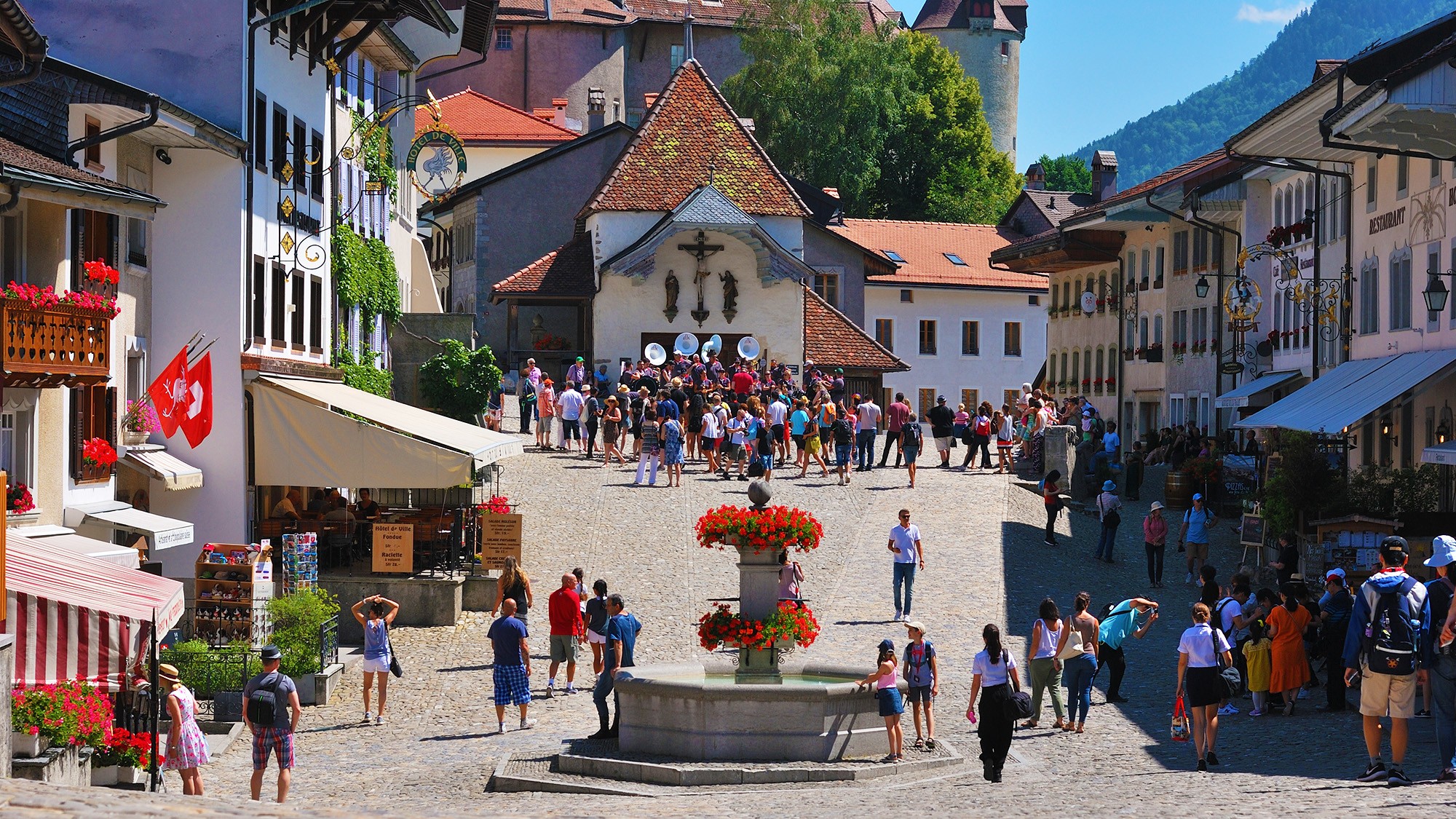 Private Tour to Gruyeres, Chocolate, Cheese & Golden Pass Train