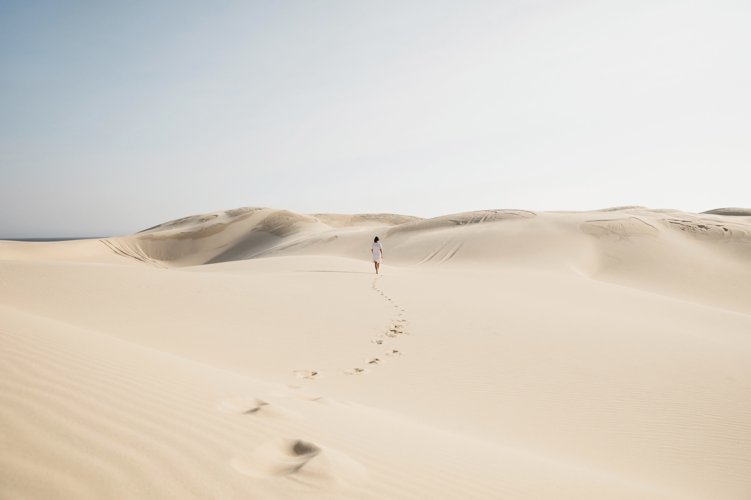 Experience these world famous sand dunes just 90 minutes from Sydney 
Photo Credit: Destination NSW