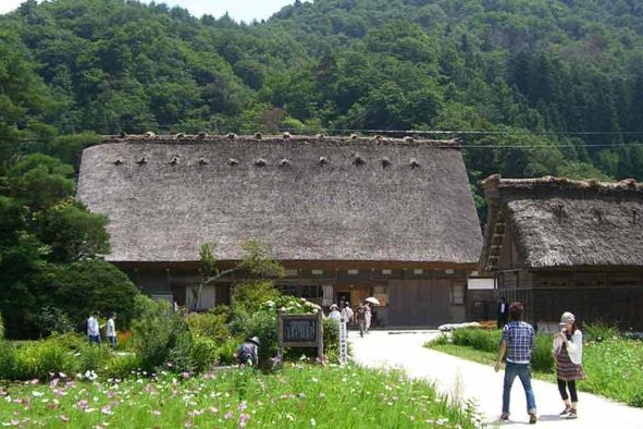 從名古屋/高山出發，白川鄉和高山私人一日遊