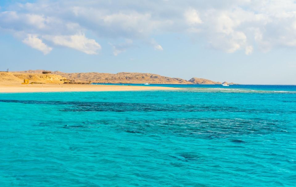 薩法加：馬加維什島 & 浮潛之旅（含自助午餐）