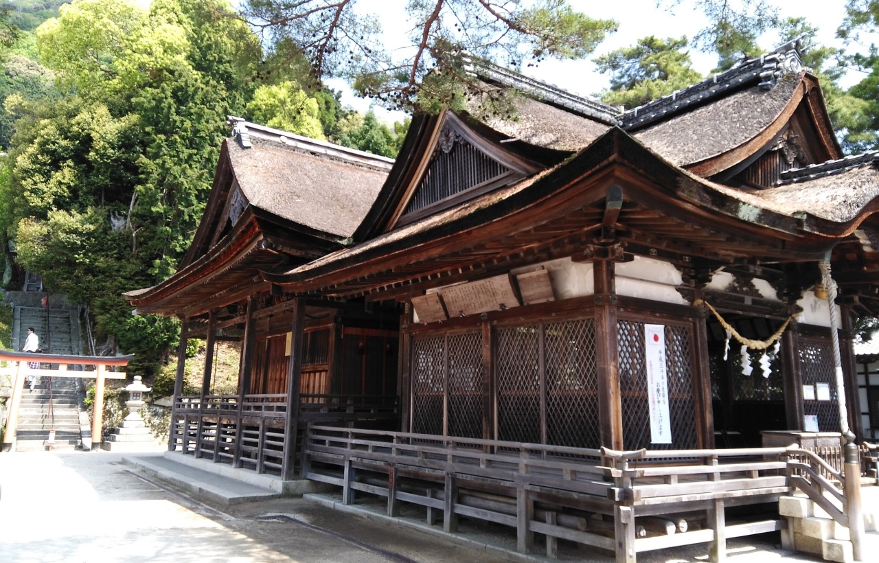 Lake Biwa Observatory, Shirahige Shrine, and Mangetsu-ji Temple Floating Temple Day Trip