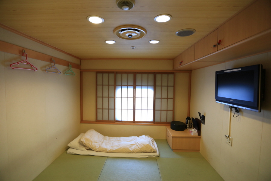 First Class Japanese Room