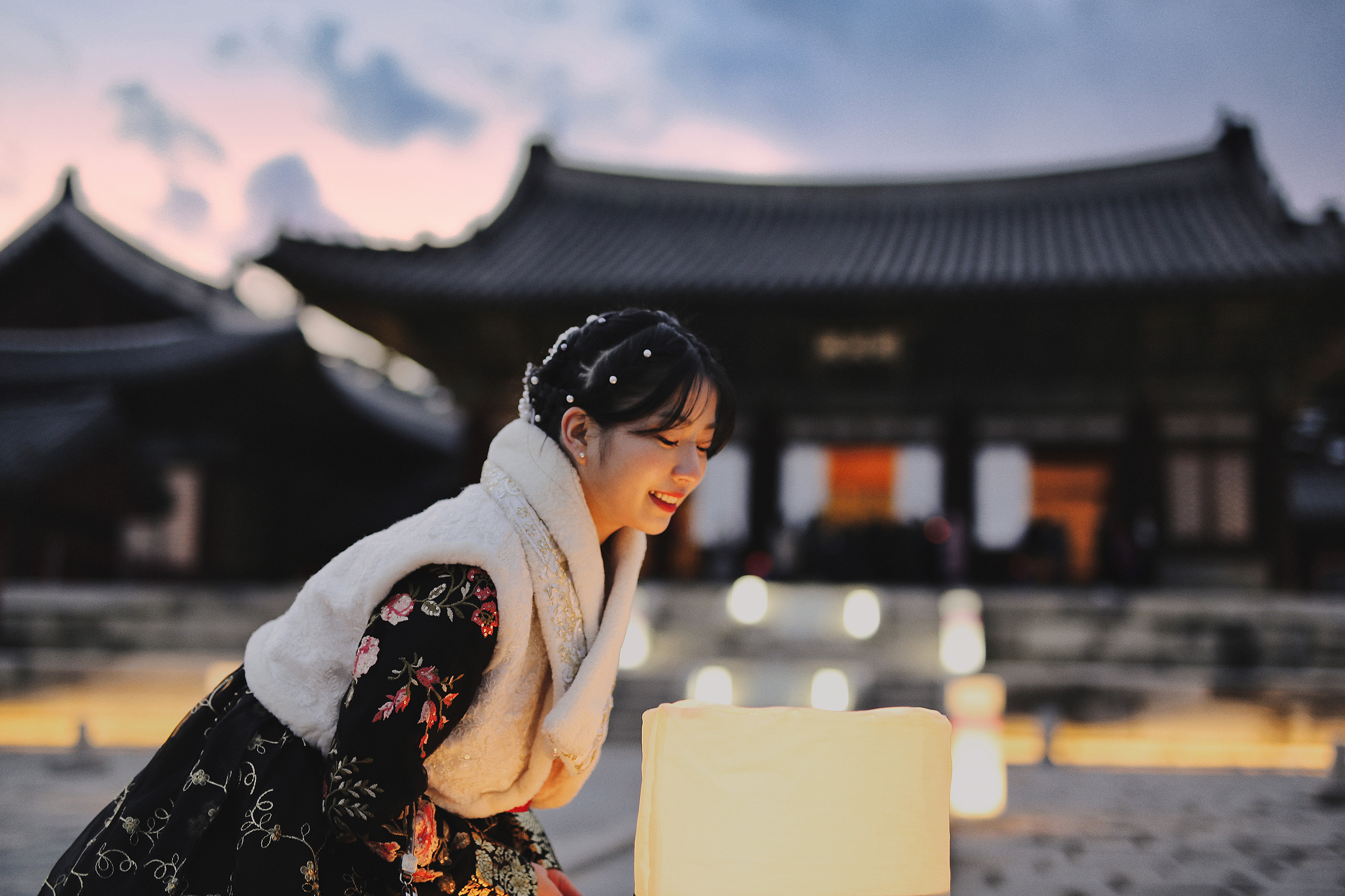 Gyeongbokgung Hanbok Photoshoot Experience by HAB KOREA