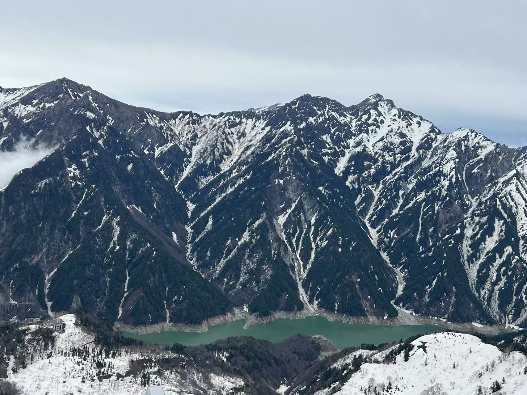 立山黑部阿爾卑斯山脈路線上高地2天1夜夏季之旅（名古屋出發）
