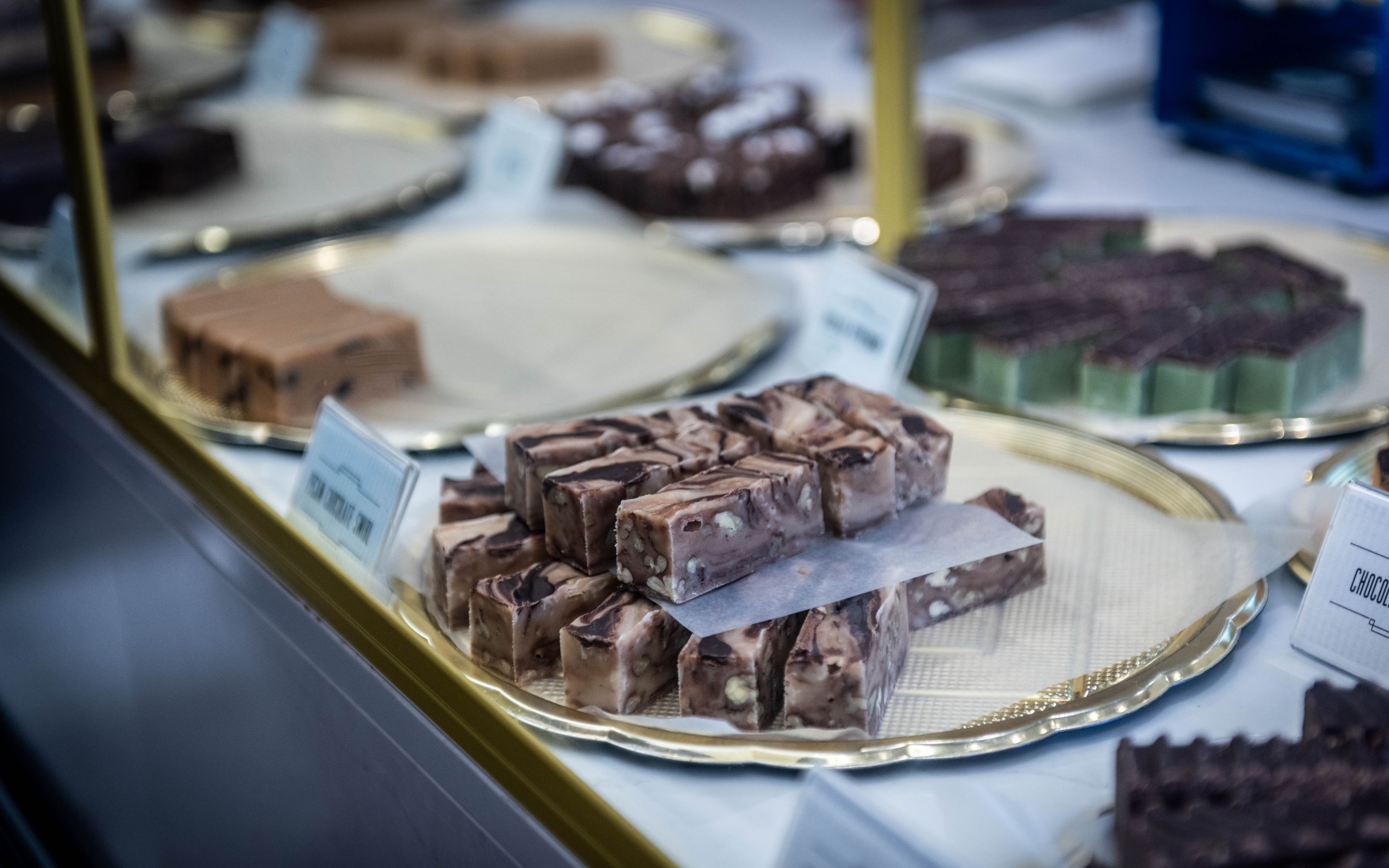 探索 The Fudge House，盡享手工製作的美味與甜蜜誘惑。