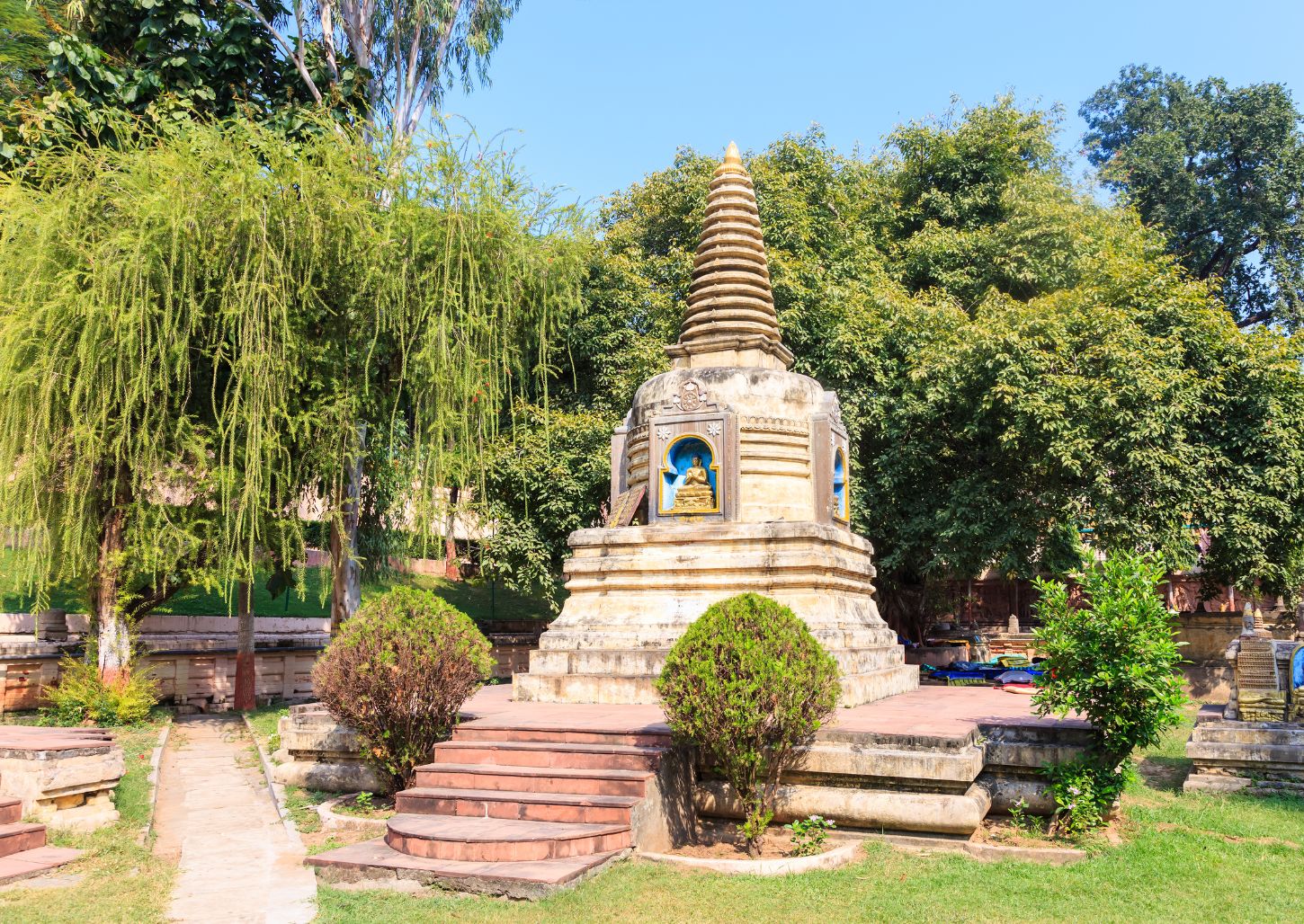 Varanasi to Bodhgaya: A Day of Spiritual Exploration