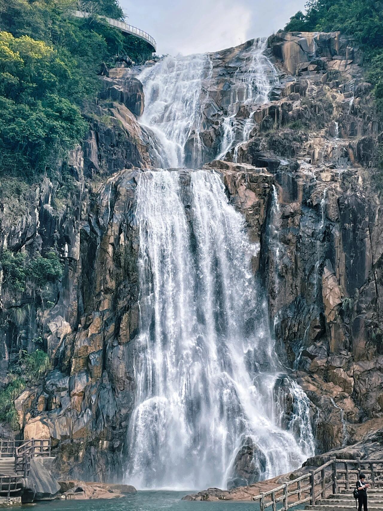 潮汕3天2晚玩經典路線（深圳動車往返+南澳島+潮州古城+享至尊牛肉宴+龍歸寨瀑布+萬佛園+韓文公祠+前江灣沙灘公園+銀屏蠔烙）
