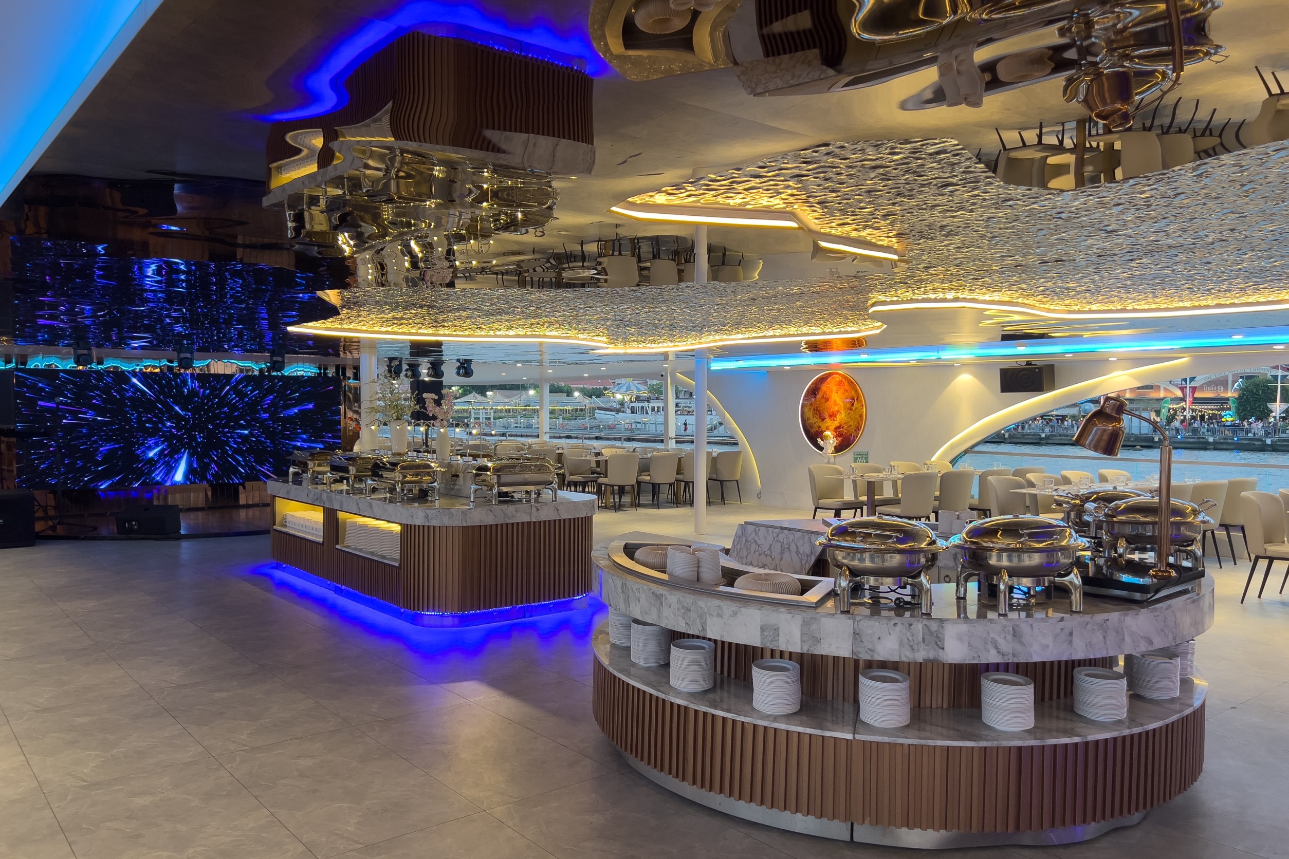 The Planet Cruise in Bangkok