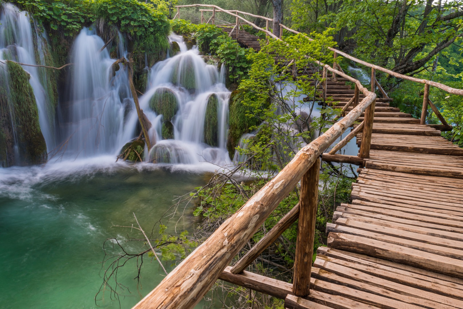 [SALE] Plitvice Lakes National Park and