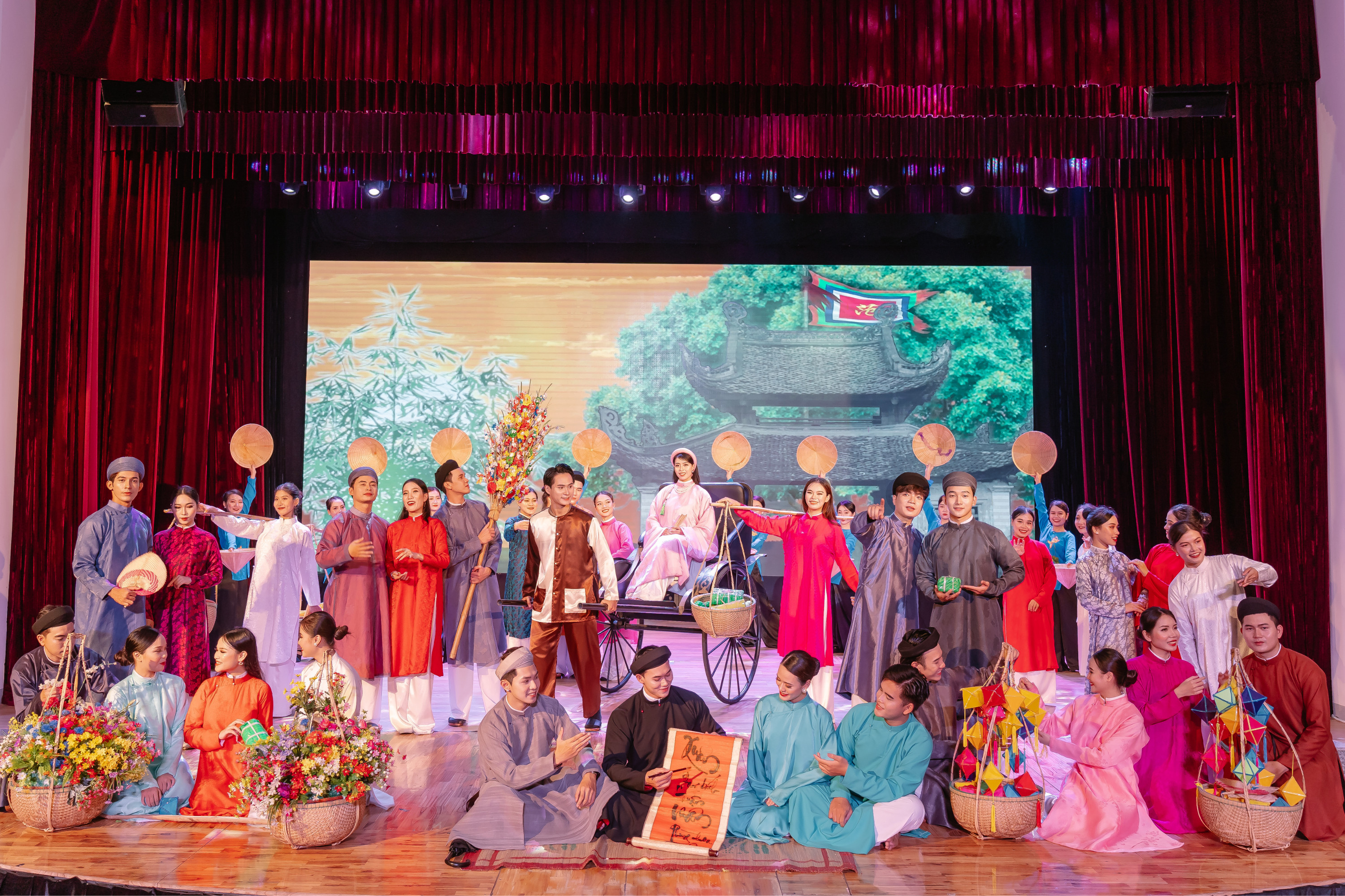 峴港奧黛秀門票