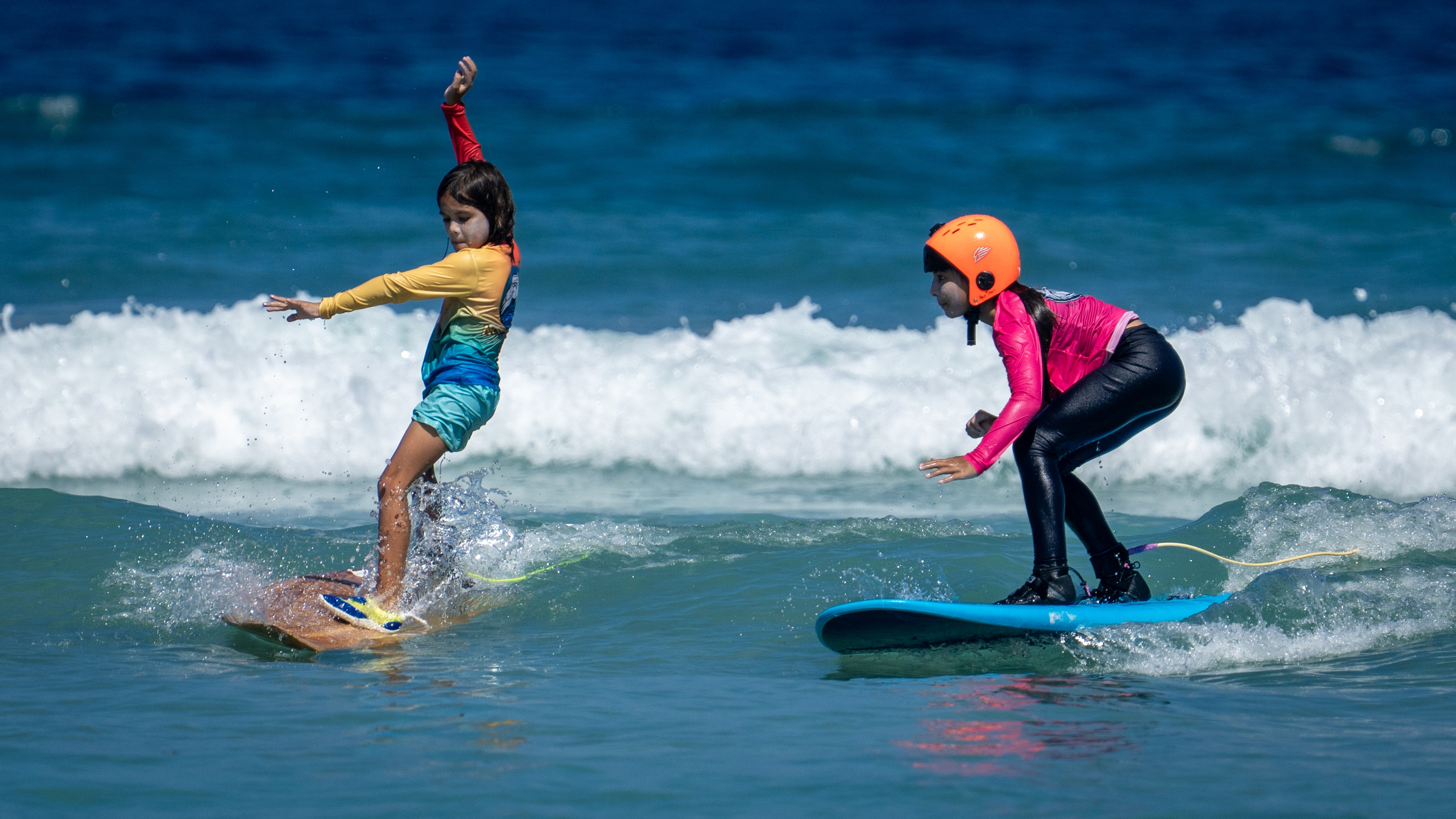 Male'& Hulhumalé: Surfing Lessons with Certified Instructor