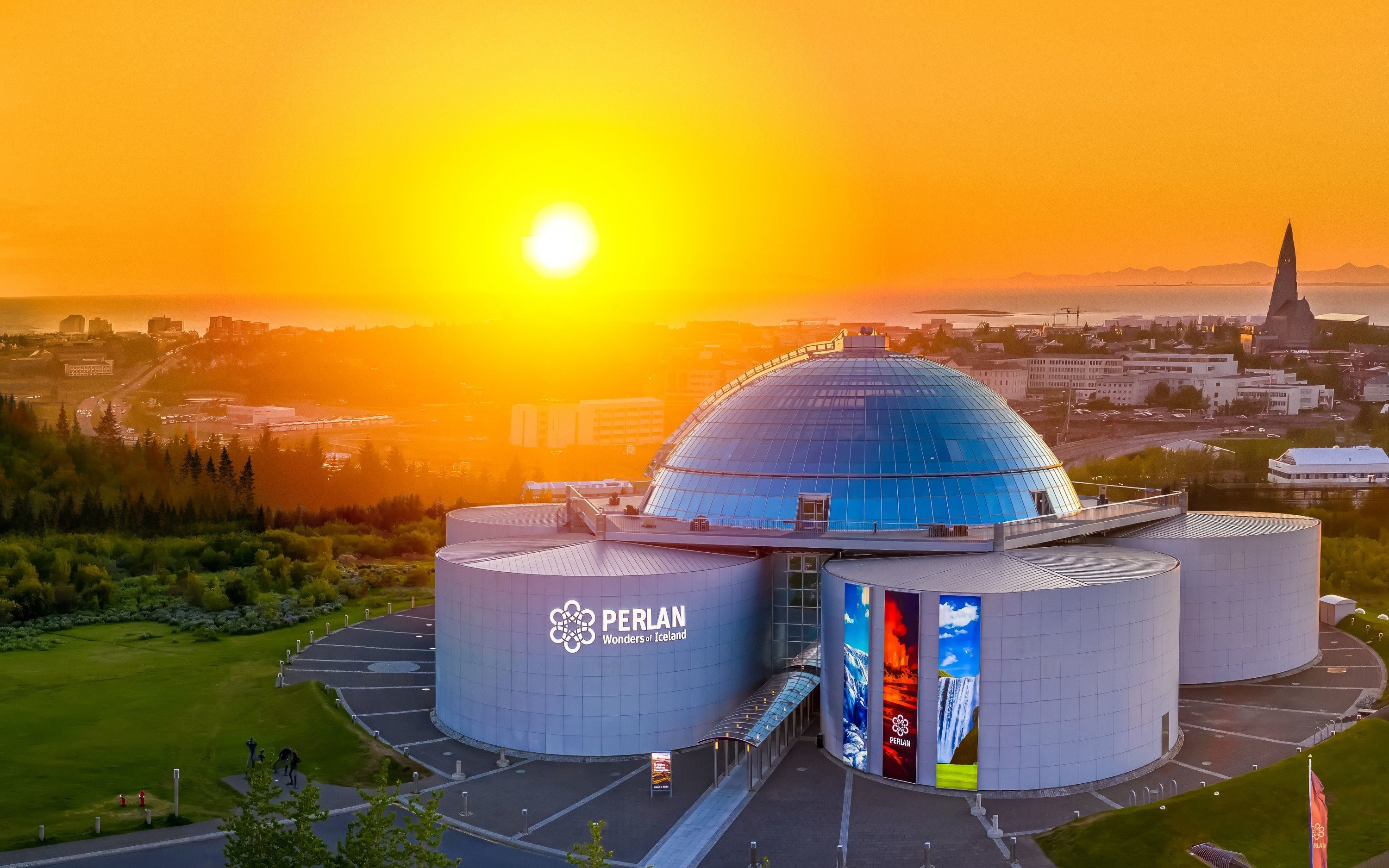 Perlan - Wonders of Iceland Experience Ticket