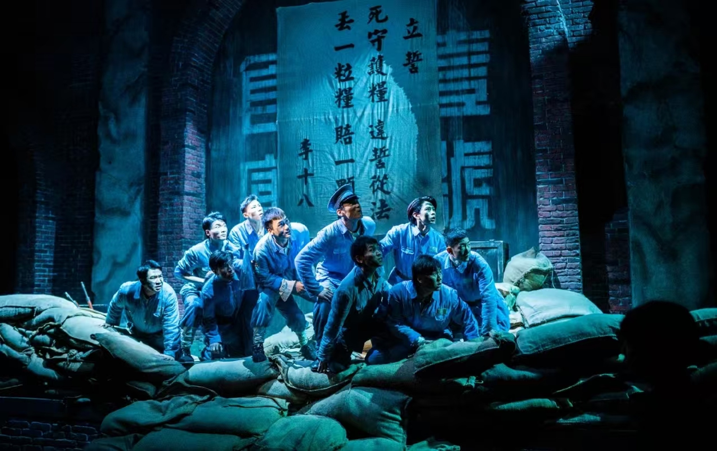 河南鄭州《只有河南·戲劇幻城》演出&三大主劇場沉浸史詩（解鎖饑荒下的兄弟命運密碼+見證先輩悲壯傳承瞬間+開啟千年歷史奇幻對話之旅+10多個小劇場免費觀看）
