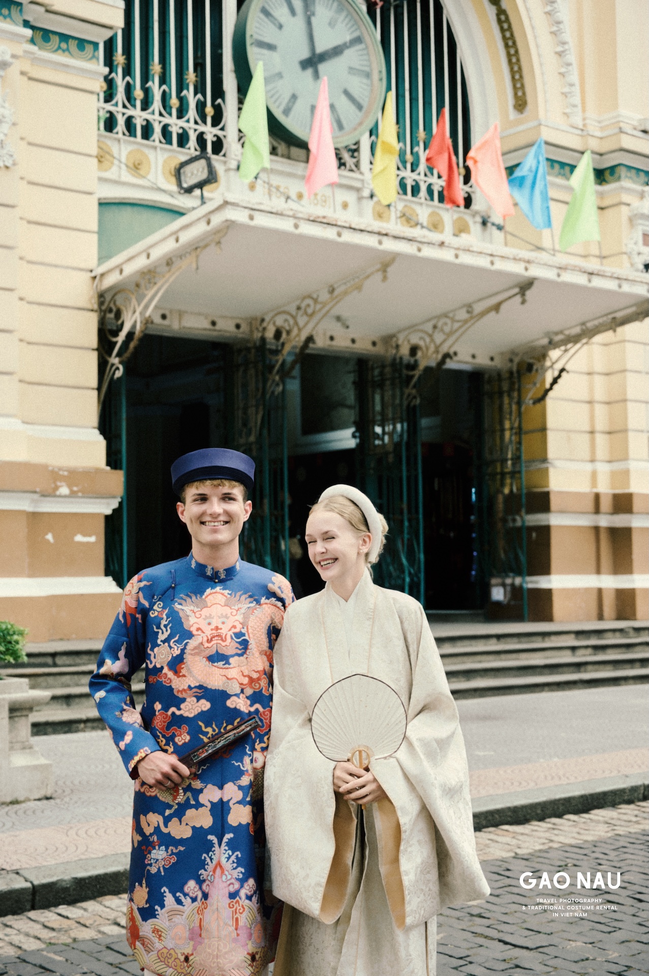 Timeless Beauty in Ao Dai: Professional Photoshoot by Gao Nau Studi