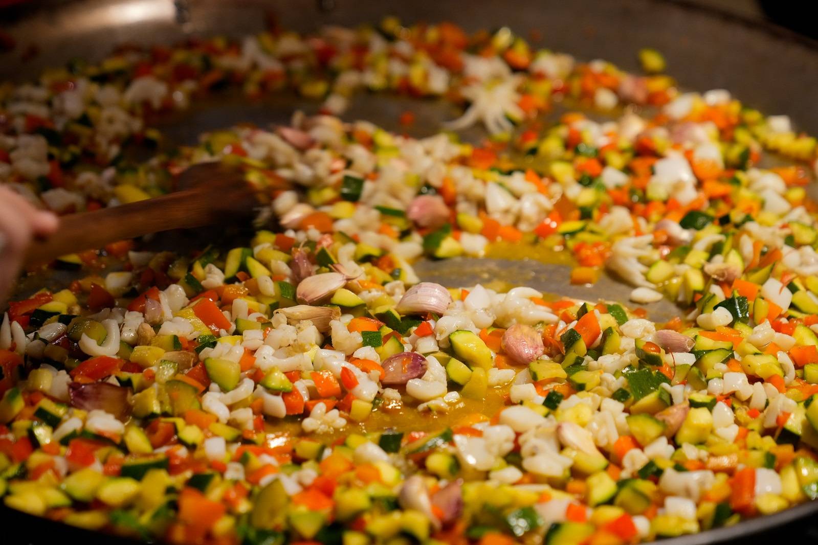 Paella Cooking Experience in Barcelona 