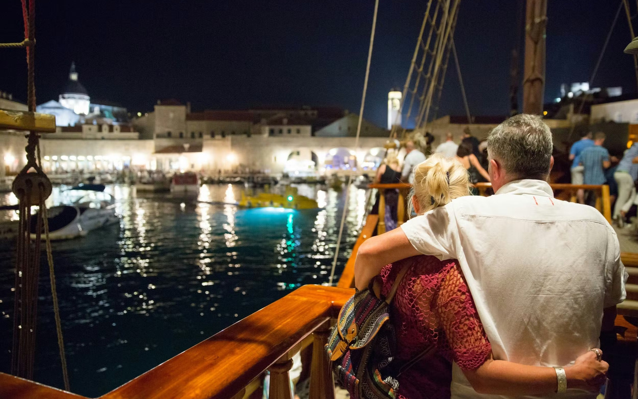 Panoramic Night Cruise from Dubrovnik