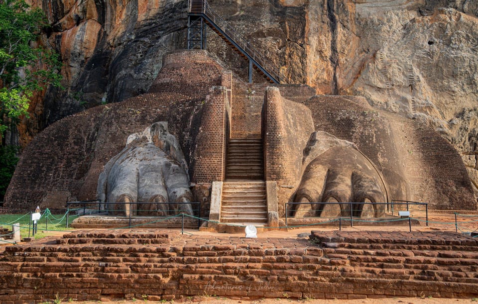 Kandy to Sigiriya and Polonnaruwa Private Day Tour