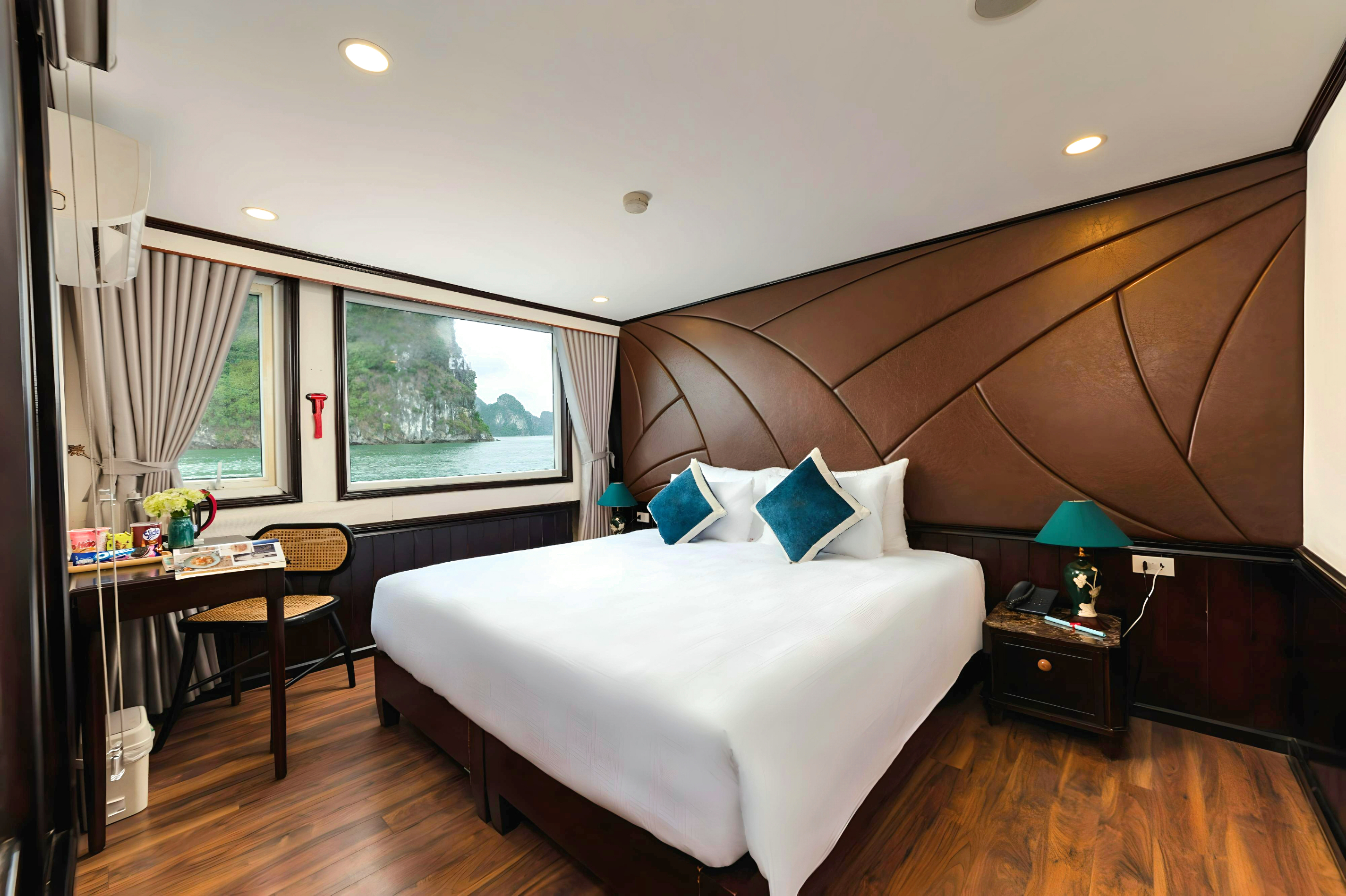 Experience a graceful stay in Deluxe Cabin Twin or Double with full facilities
