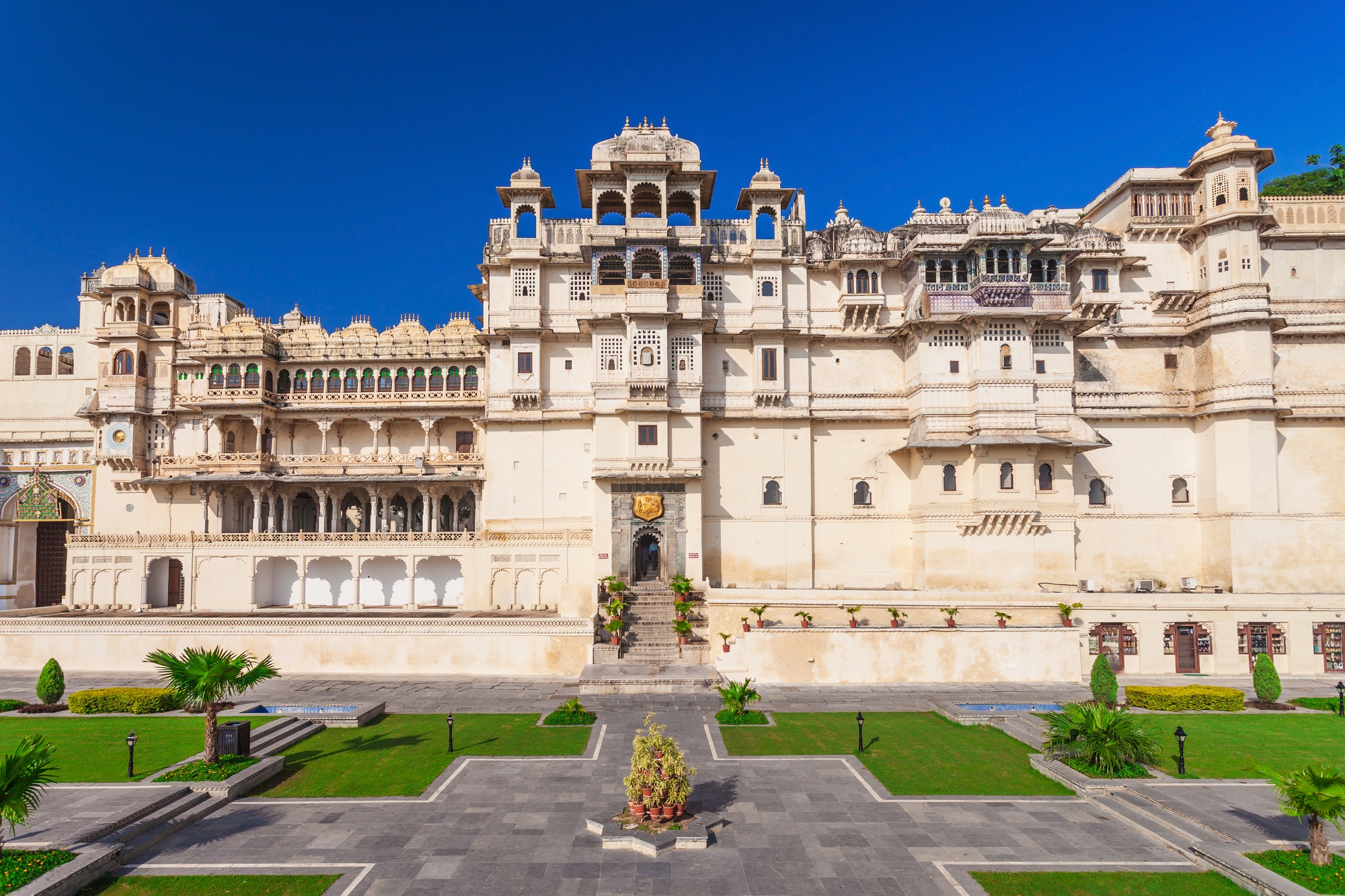 7- Days Udaipur, Chittorgarh, Pushkar & Jaipur City Tour