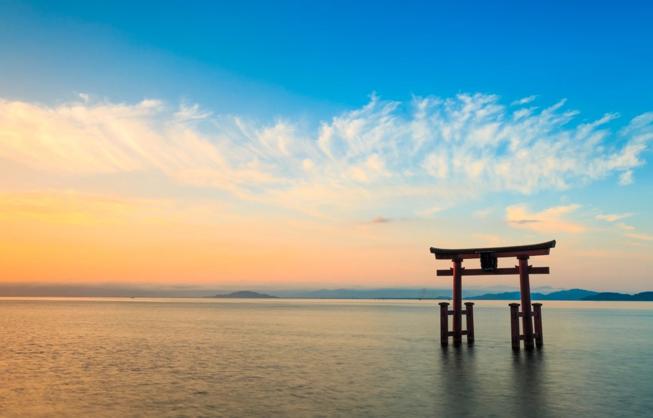 Lake Biwa Observatory, Shirahige Shrine, and Mangetsu-ji Temple Floating Temple Day Trip
