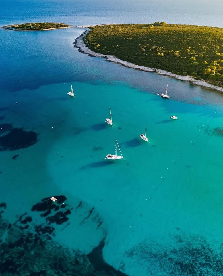 Budikovac Blue Lagoon