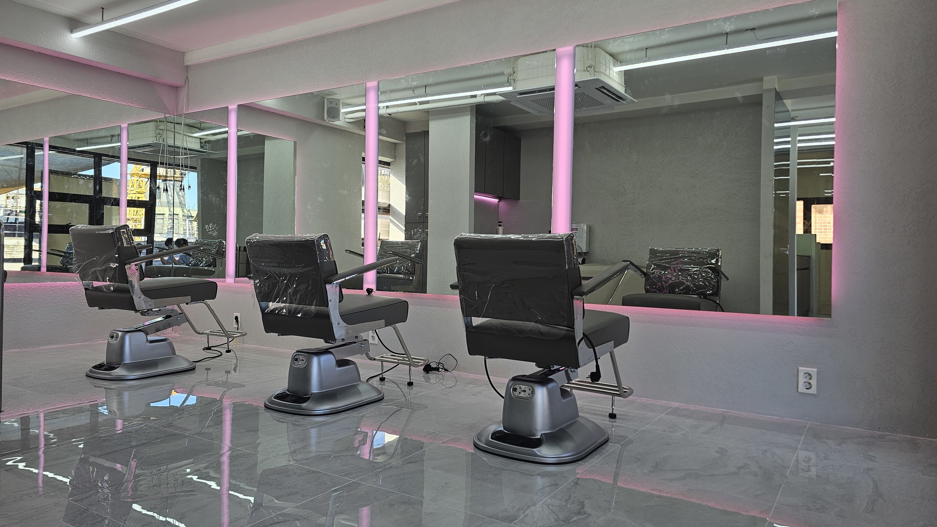 Hongdae Lounge VOG Hair K-Idol Hair Diagnosis Styling Experience