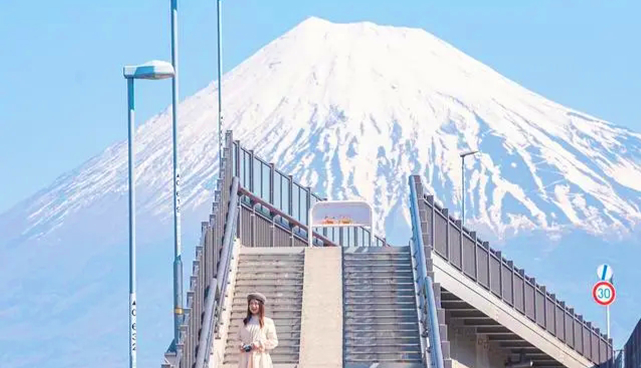 箱根雕刻之森美術館&夢之大橋&河口湖網紅羅森便利店&日川時計店