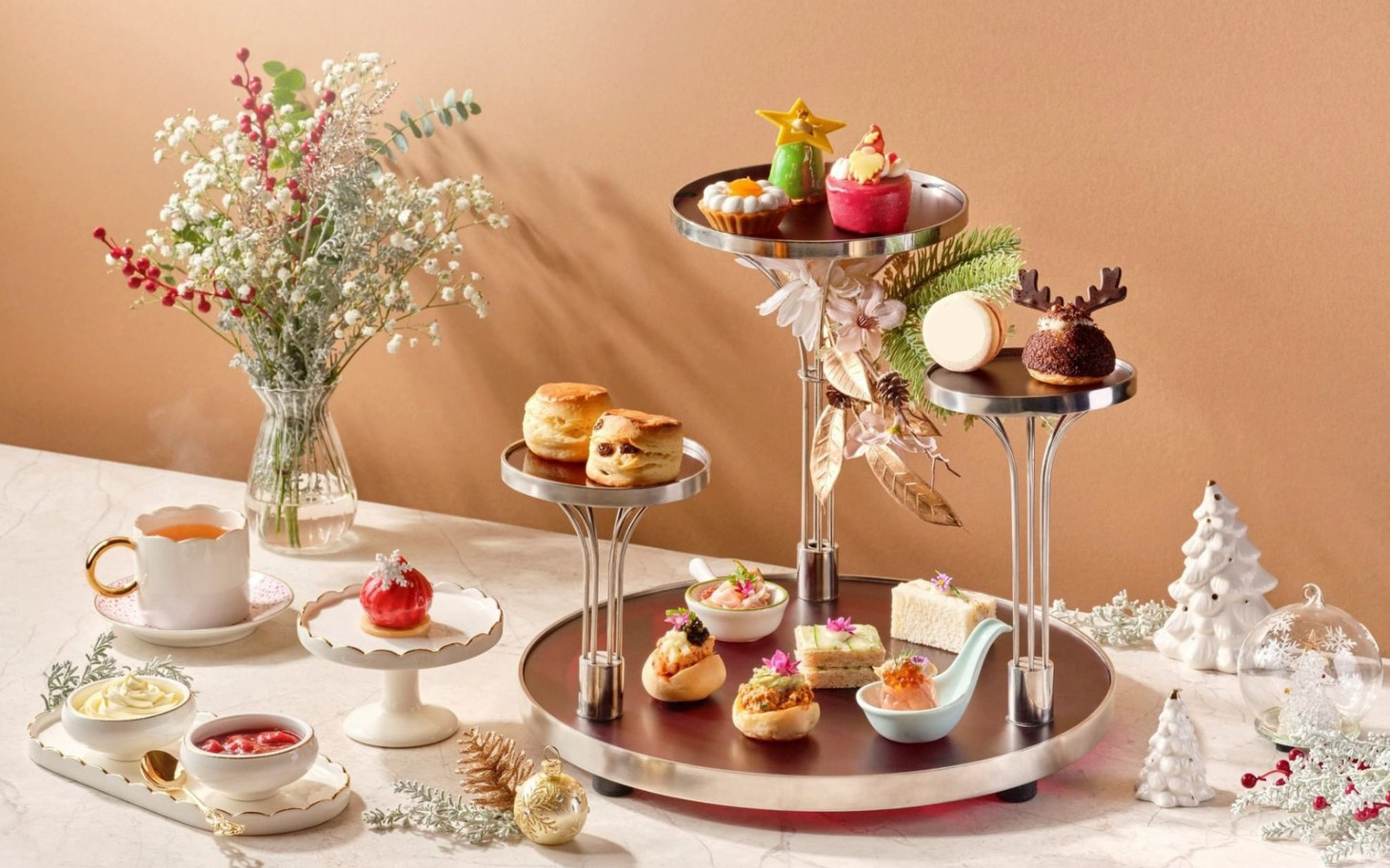 The  Landing Point at The Fullerton Bay Hotel Singapore   