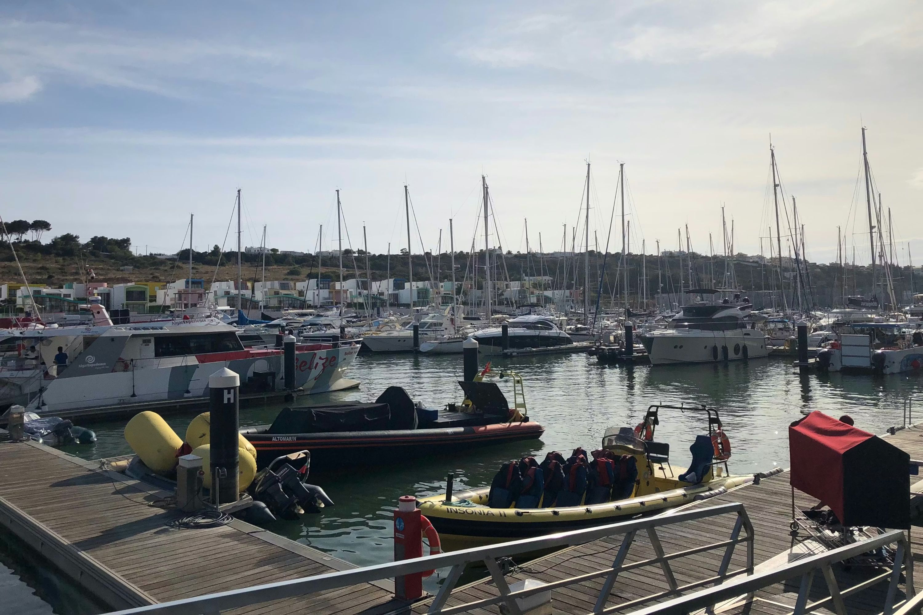 Catch the Algarve breeze and float above the coast in pure bliss