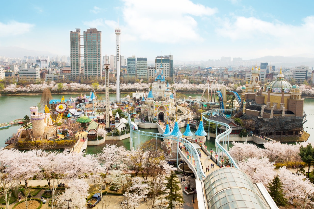 全球最大的室內主題樂園