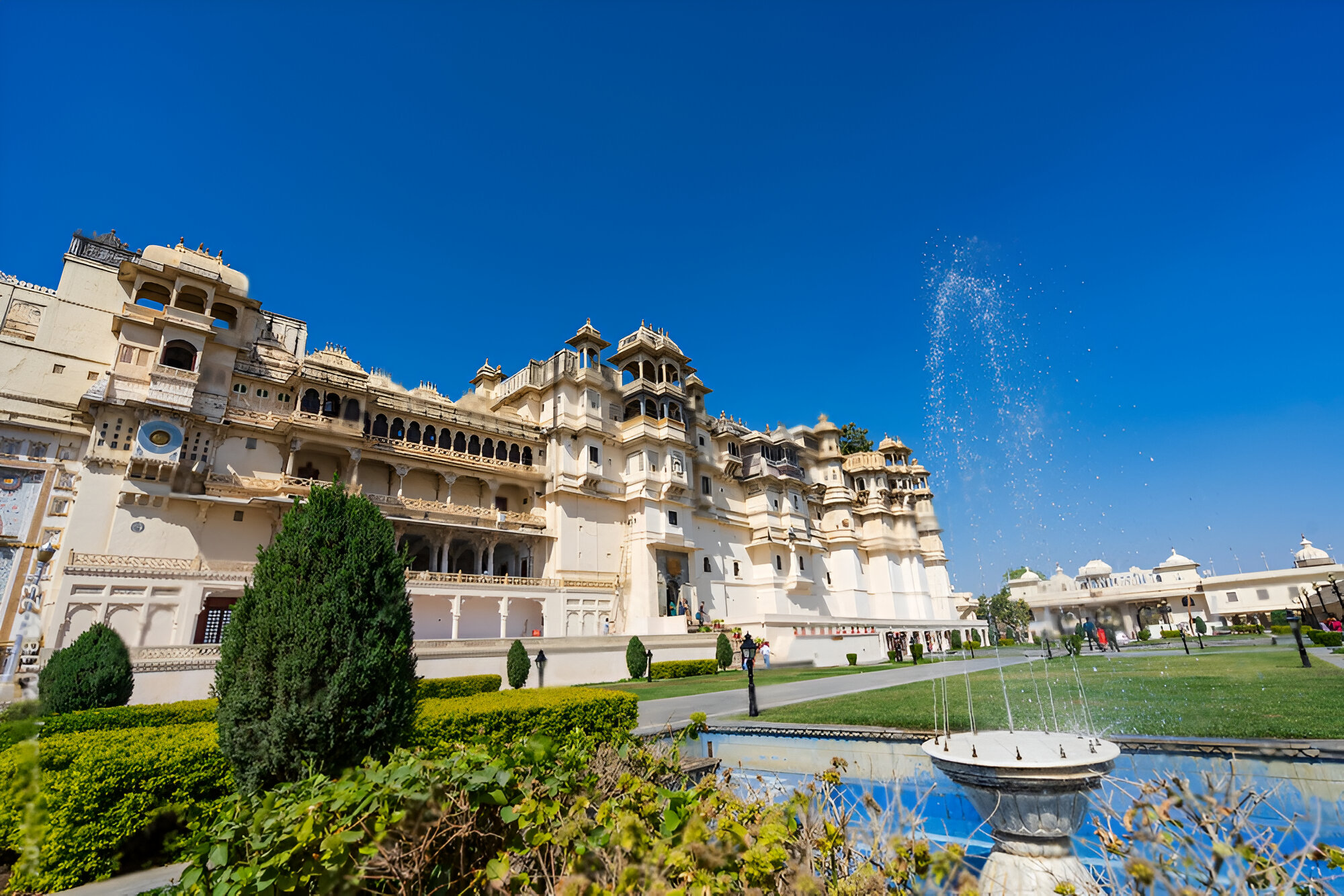 Walk and Explore Udaipur City: Guided Tour by Foot
