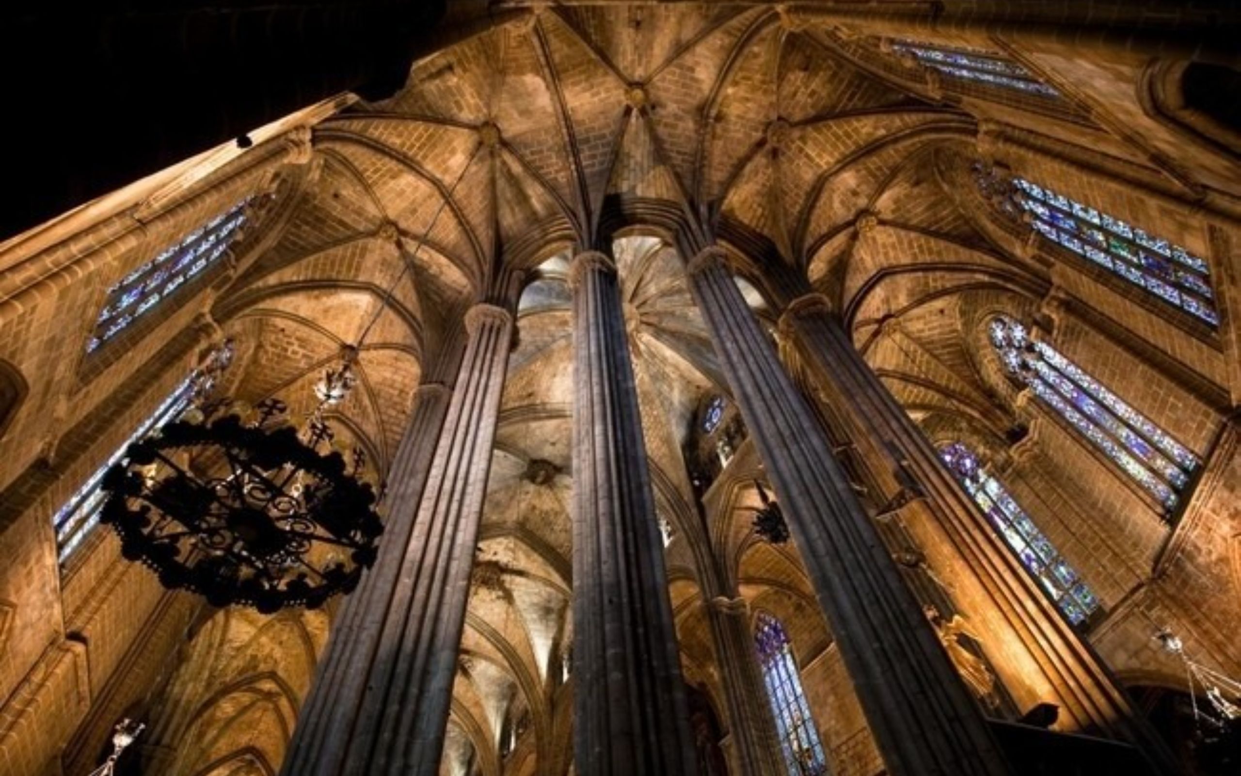 親身感受百年工藝,看工匠們延續高第未完成的夢想,塑造 巴塞隆納 (Barcelona) 躍動的藝術之心 親身感受百年工藝,看工匠們延續高第未完成的夢想,塑造 巴塞隆納 (Barcelona) 躍動的藝術之心