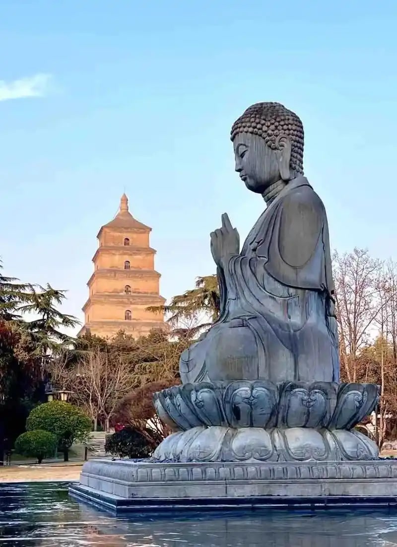 Xuanzang's journey inspired the famous novel "Journey to the West," and his contributions to Buddhist scholarship have made him a celebrated figure in Chinese history. The pagoda served not only as a place for meditation and worship but also as a reposito