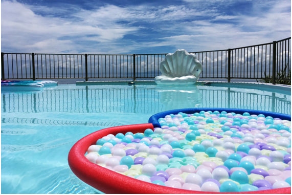 The bubble balls in the pool are great for taking photos