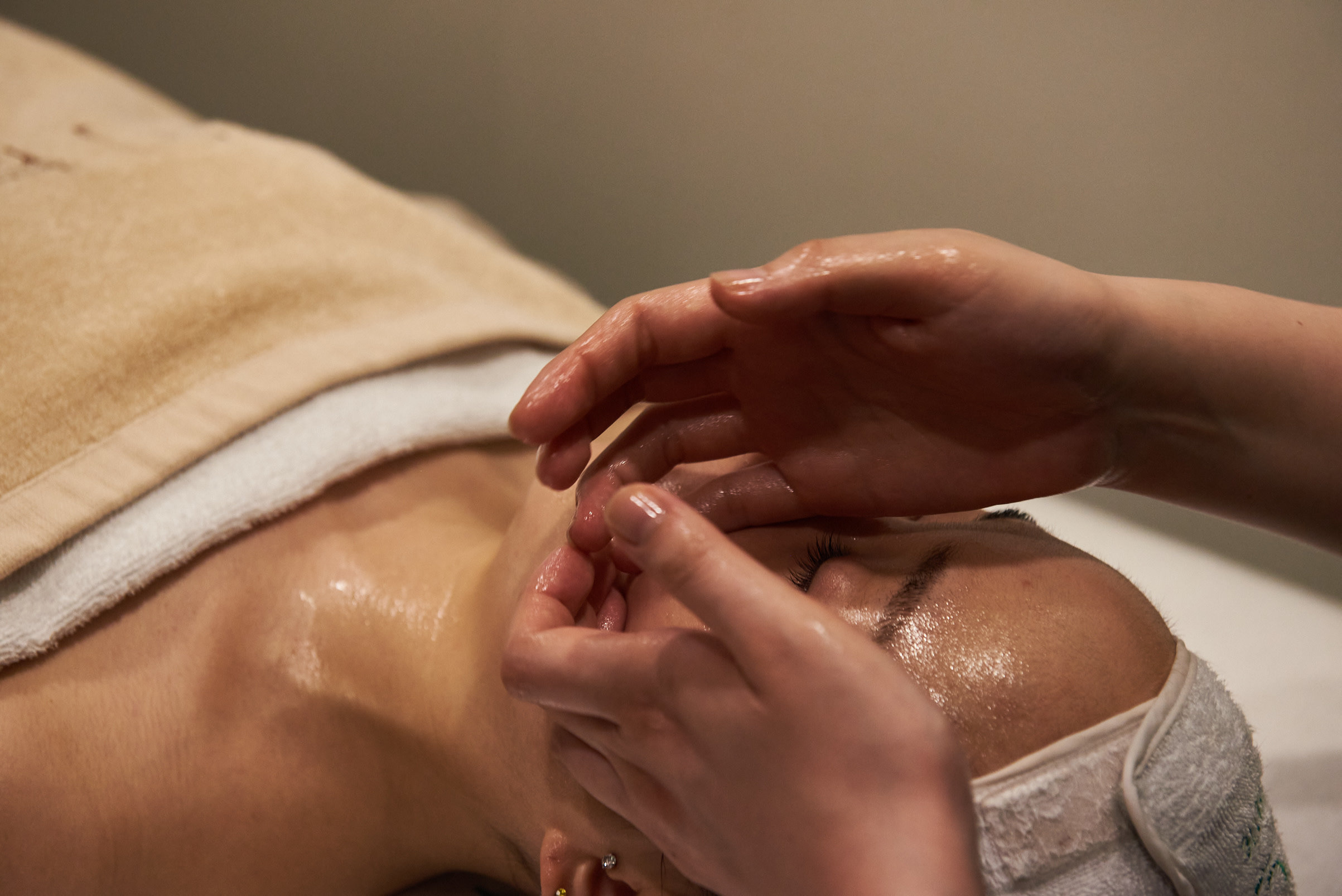 Трендовый опыт K-Beauty по уходу за кожей в Aesthetic SPACE | Каннам, Сеул